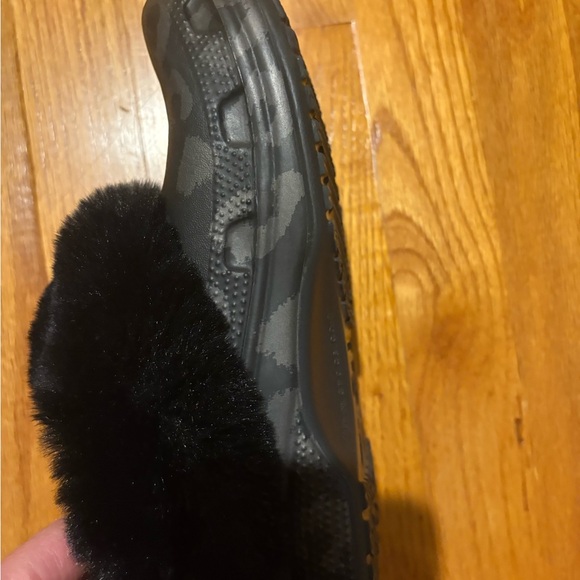 Crocs size 9 Rare pair😍 - Picture 6 of 9